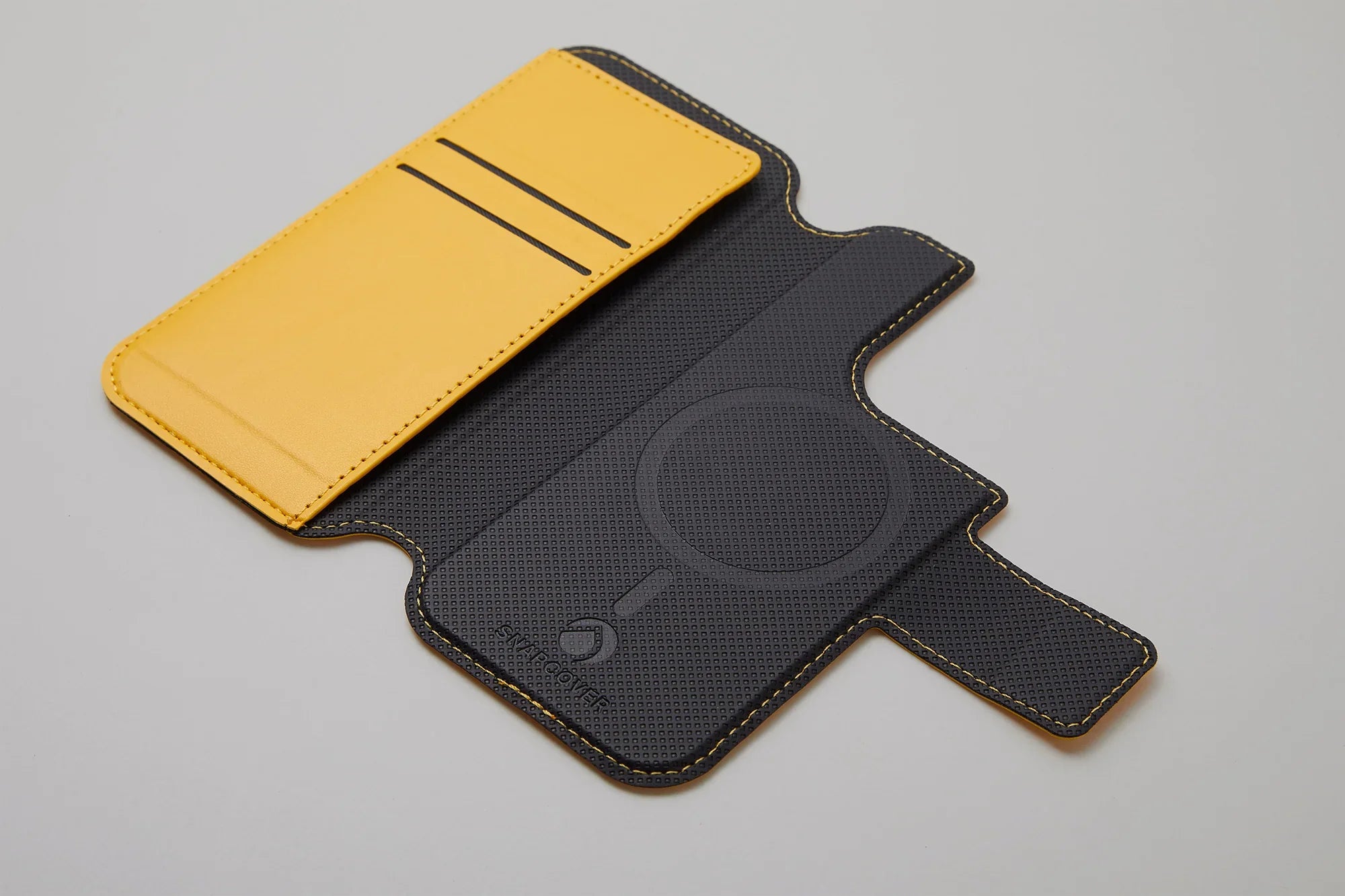 SNAPCOVER Magnetic Folio Case