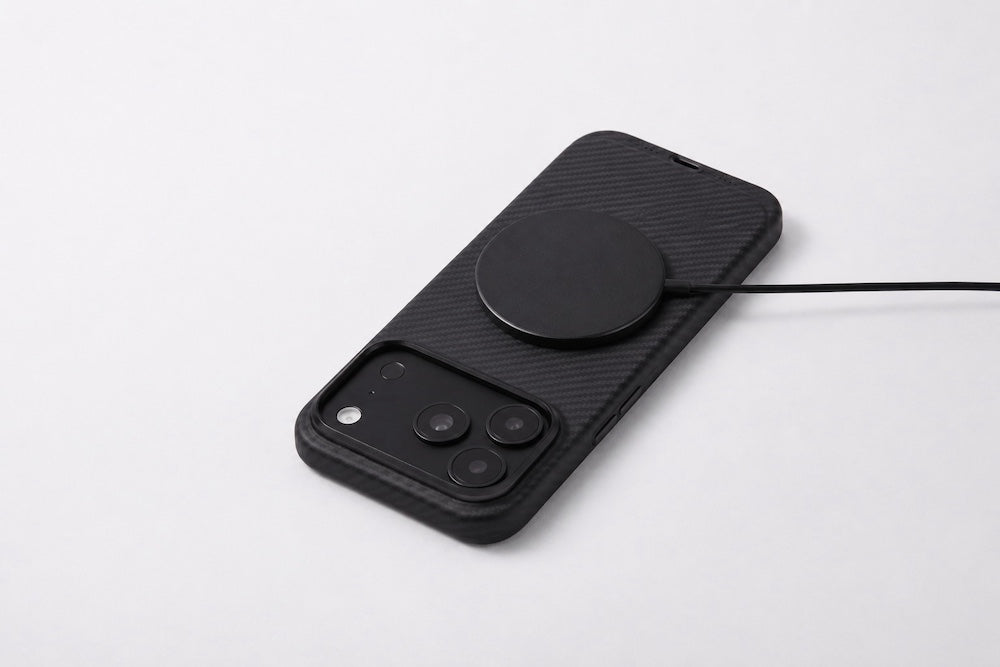 DURO Super Tough Case iPhone 18/17 - wireless charging