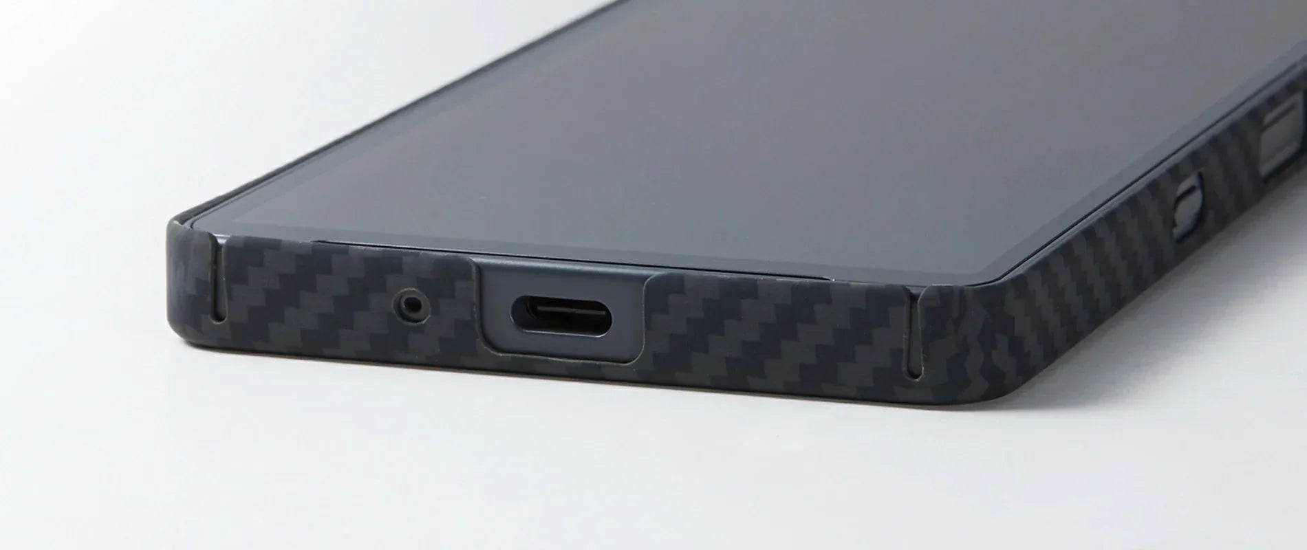 DURO® 克維拉纖維輕薄保護殼 Xperia 10 VII