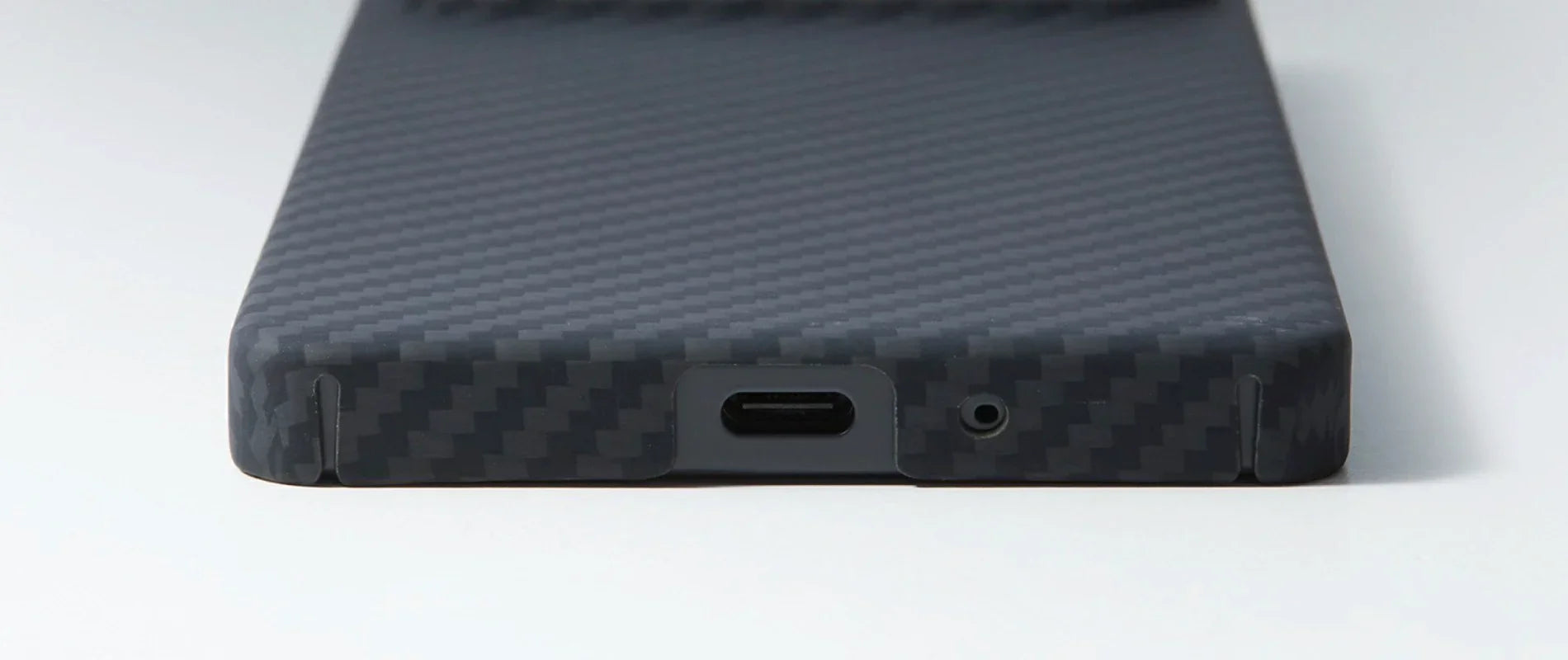 DURO® 克維拉纖維輕薄保護殼 Xperia 10 VII