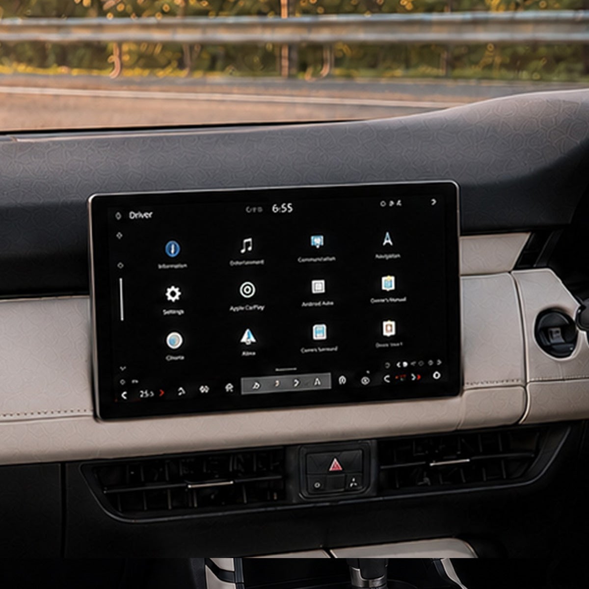 12.9-inch Mazda CX-5 center display (S / G grade)