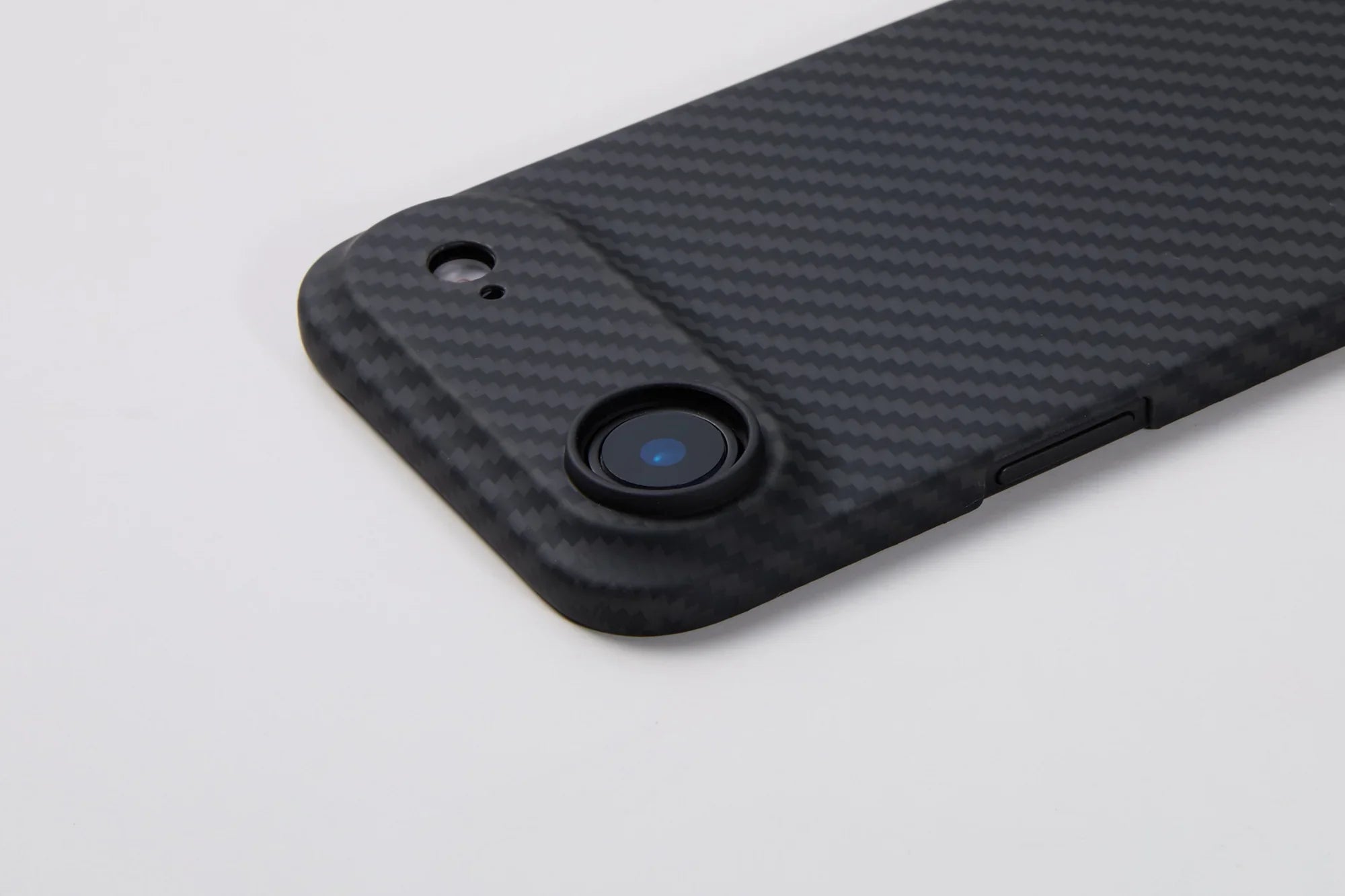 DURO® Kevlar Case iPhone 17