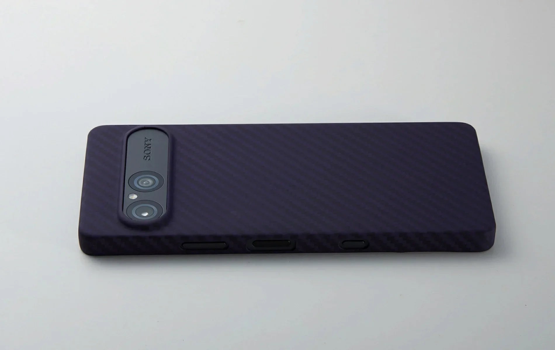 DURO® 克維拉纖維輕薄保護殼 Xperia 10 VII